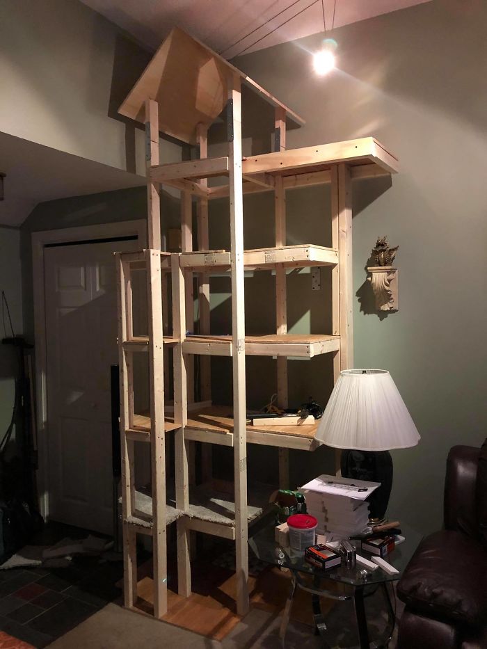 Man Builds Two Kitty Towers For His Cats And So Many People Want It, He's Gonna Start Selling The Building Plans