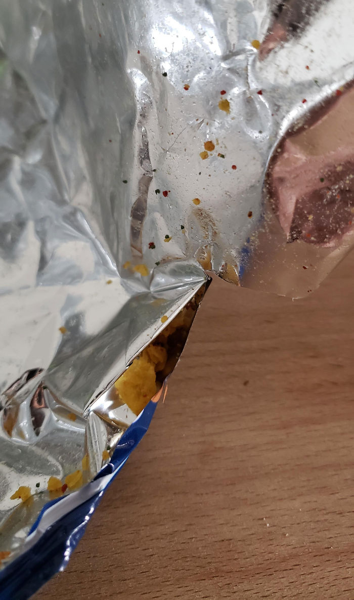 Boyfriend Goes Above And Beyond To Eat The Last Dorito Without His GF Knowing, And His Hilarious Plan Works