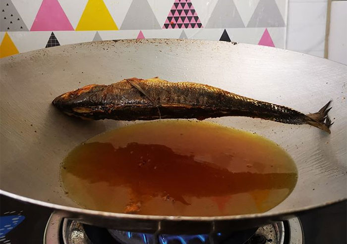 This Viral Malaysian Group Is Dedicated To Epic Cooking Fails And Here Are 30 Of The Worst Ones