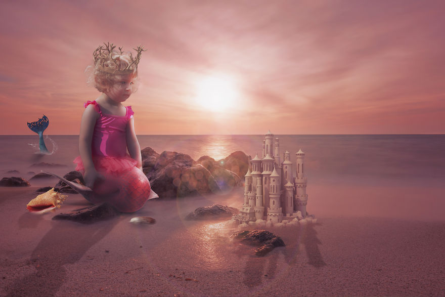 I Turned My Daughter Into A Mermaid (6 Photos)