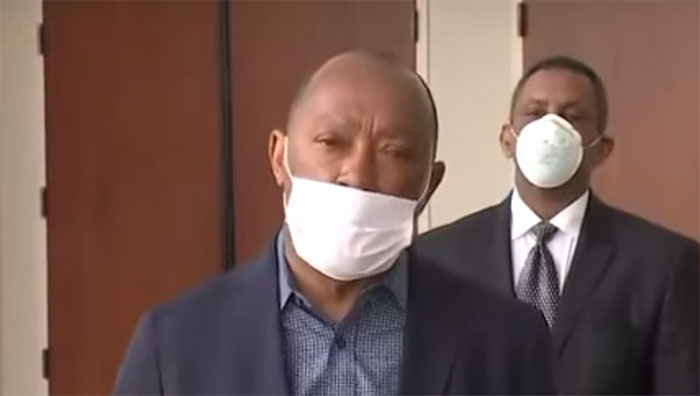 Houston Mayor Sylvester Turner Doesn't Seem To Understand How To Put On A Medical Mask Either. Mayor, Your Nostrils Are Showing