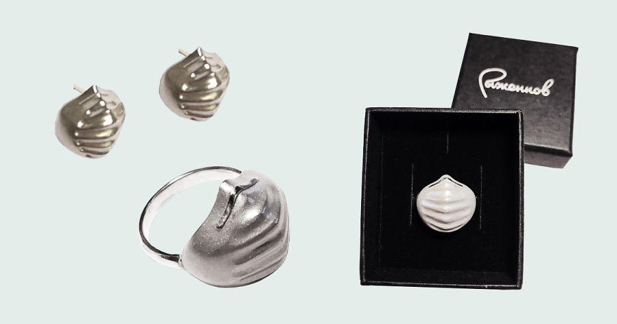 Russian Jeweler Pavel Ryzhenkov Made Jewelry In The Form Of Medical Masks Russian Jeweler Pavel Ryzhenkov Made Jewelry In The Form Of Medical Masks