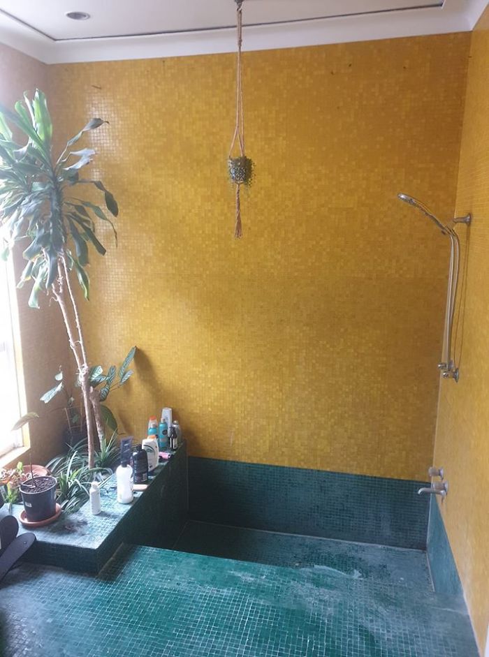 When We Moved House And Walked Into This Bathroom Our Mouths Dropped. We Had Never Seen A Roman Bath In A Rental Before