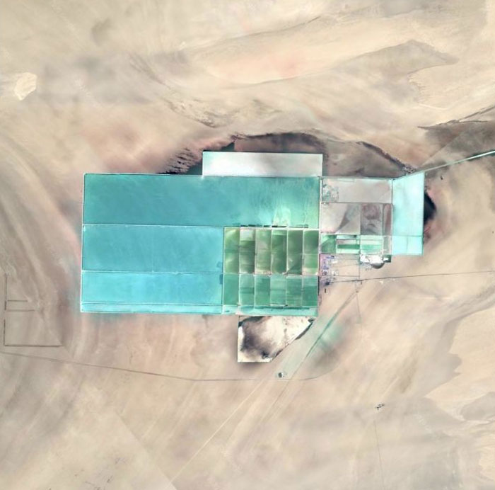 Found In The Middle Of Asian Desert, In Google Earth At 40°26'37"N 90°48'00"E. What Is This Thing?