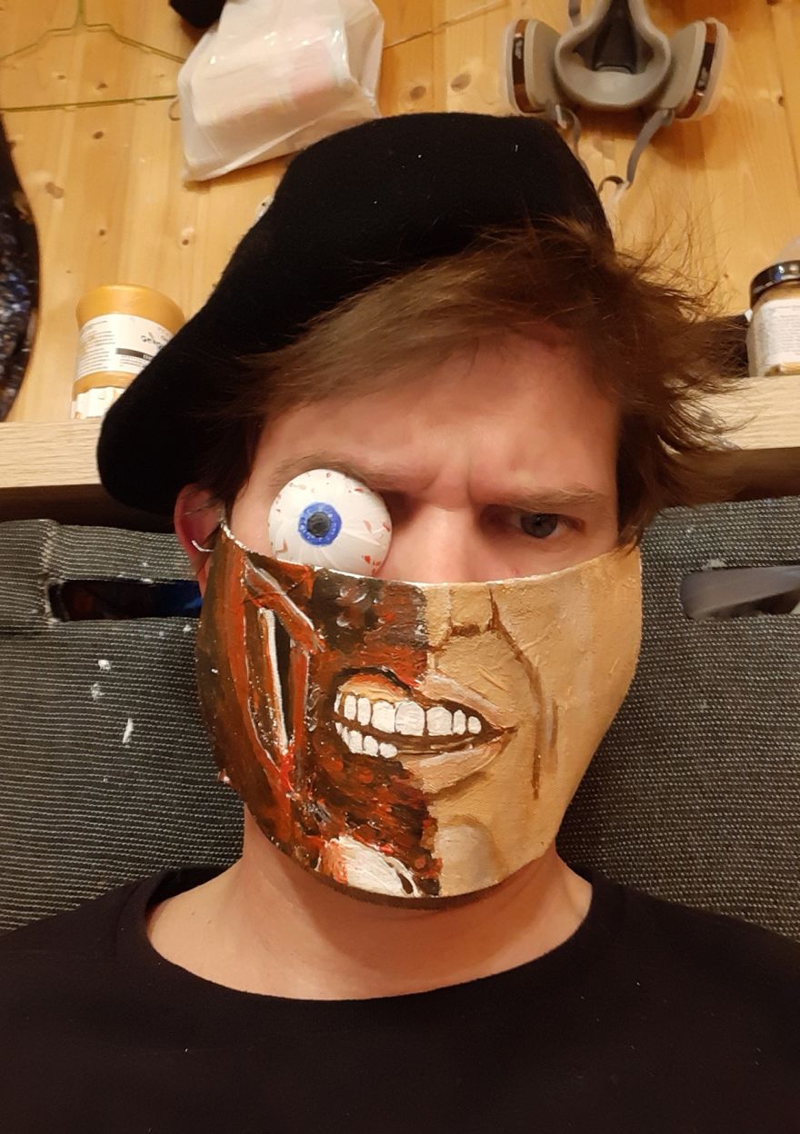 In Order Not To Let Creativity Die, The Artist Makes Fun Masks During Quarantine