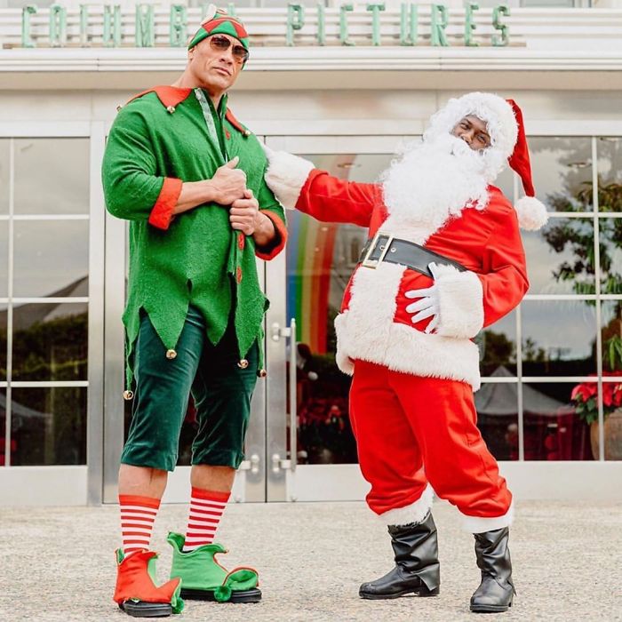 The Time He Dressed Up As A Dwelf While Kevin Hart Dressed Up As "Big Santa"