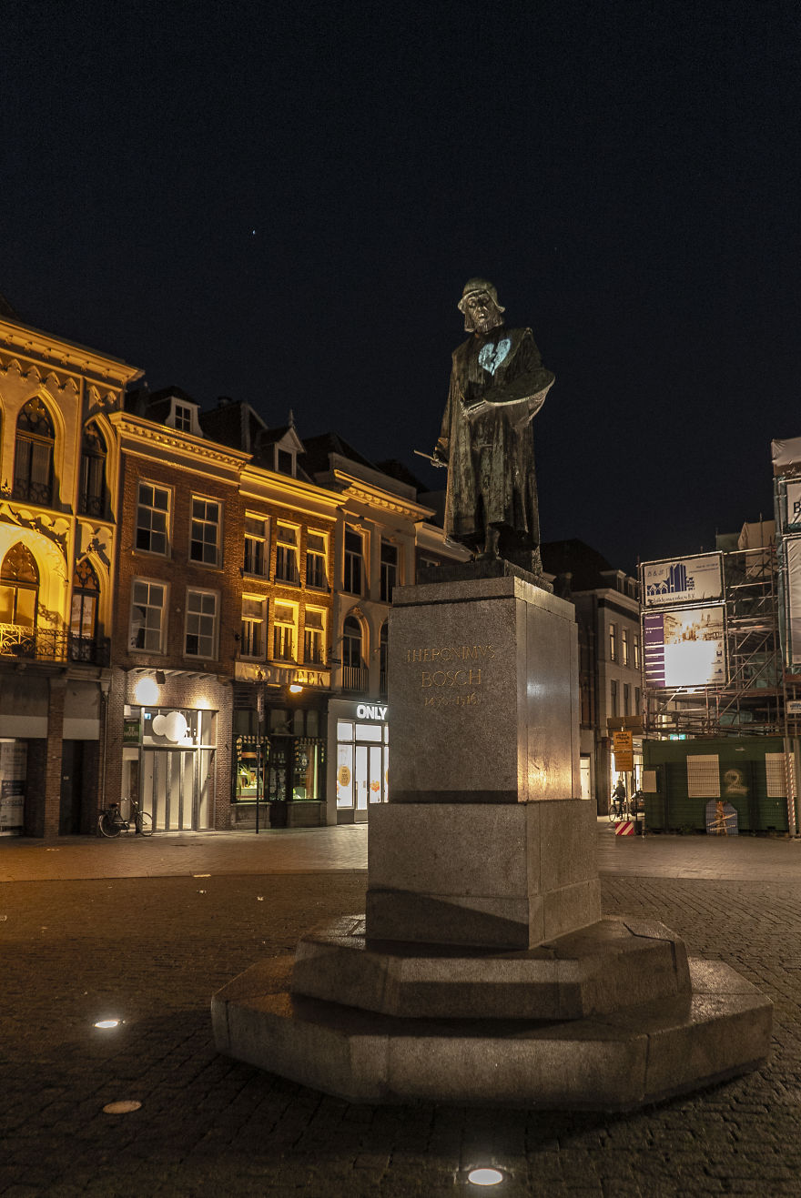 Sad Statue