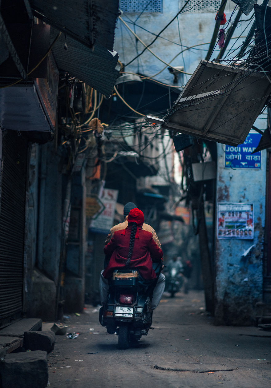 I Traveled And Took Photos Of The Old Streets Of Delhi, India