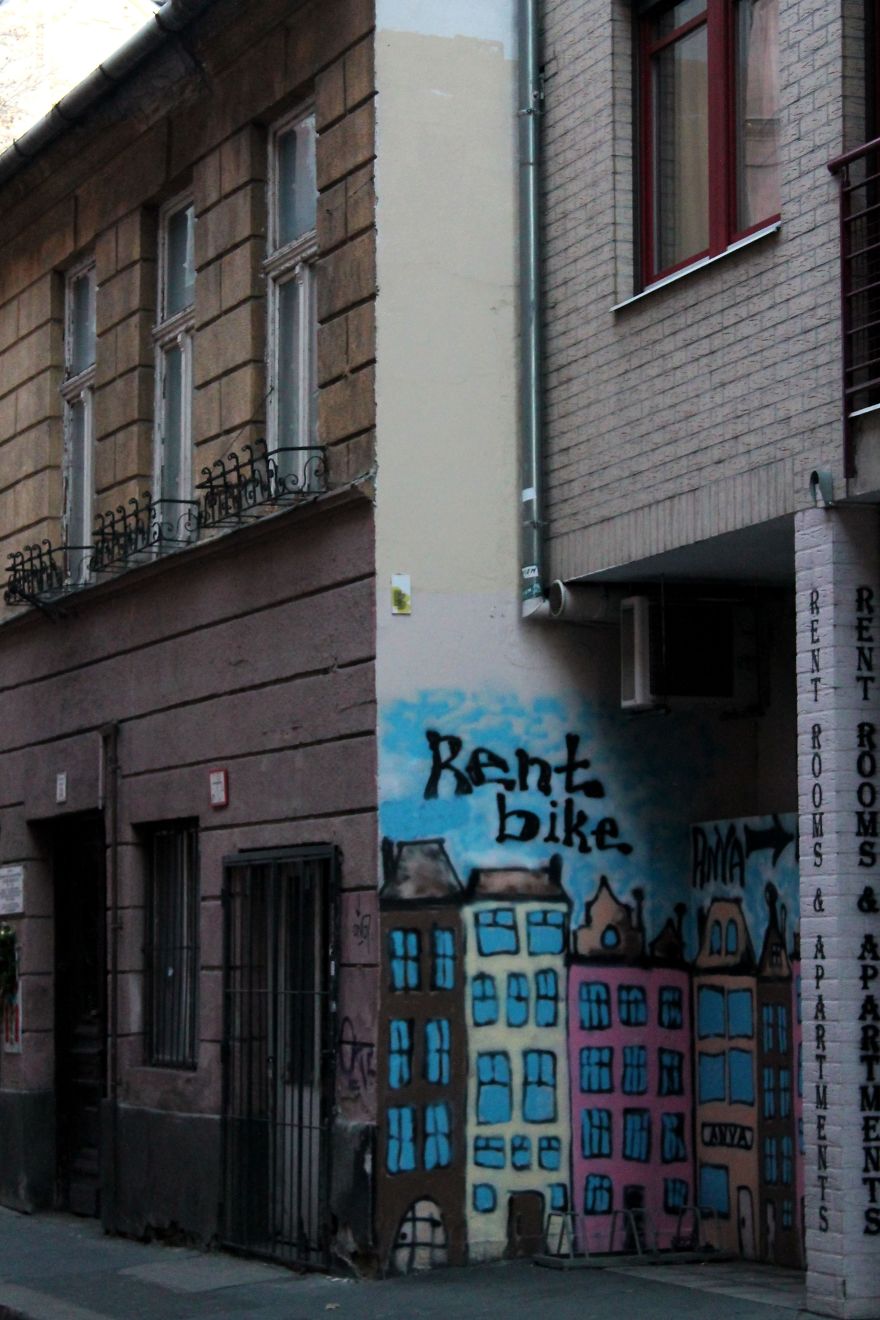 I Walked Through Disneyland For Street Art In Budapest