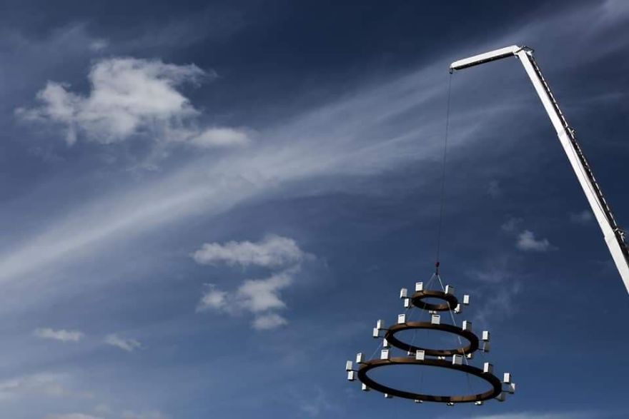 Limburg (Be) Artist Tom Herck Creates 'The Message Is Light&rsquo;, A Monumental Installation As A Tribute To Health Workers