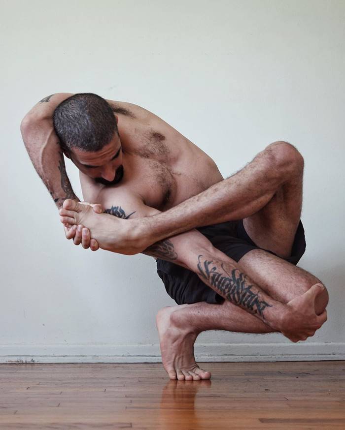 Dancer Rauf Yasit | Rubber Legz