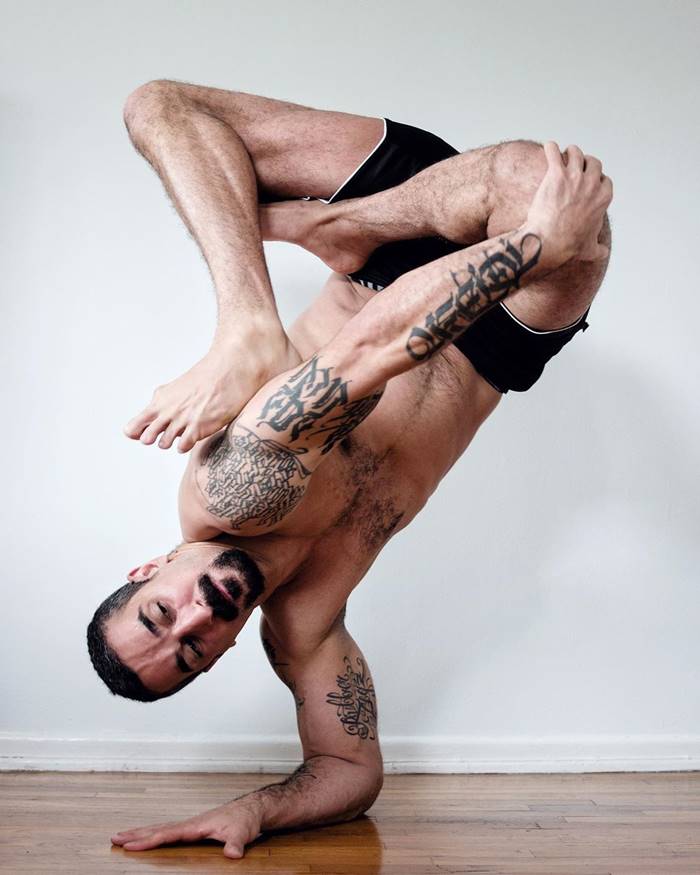 Dancer Rauf Yasit | Rubber Legz