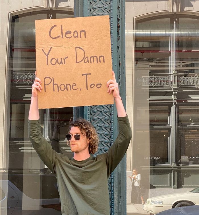 Limpiad también vuestro maldito móvil