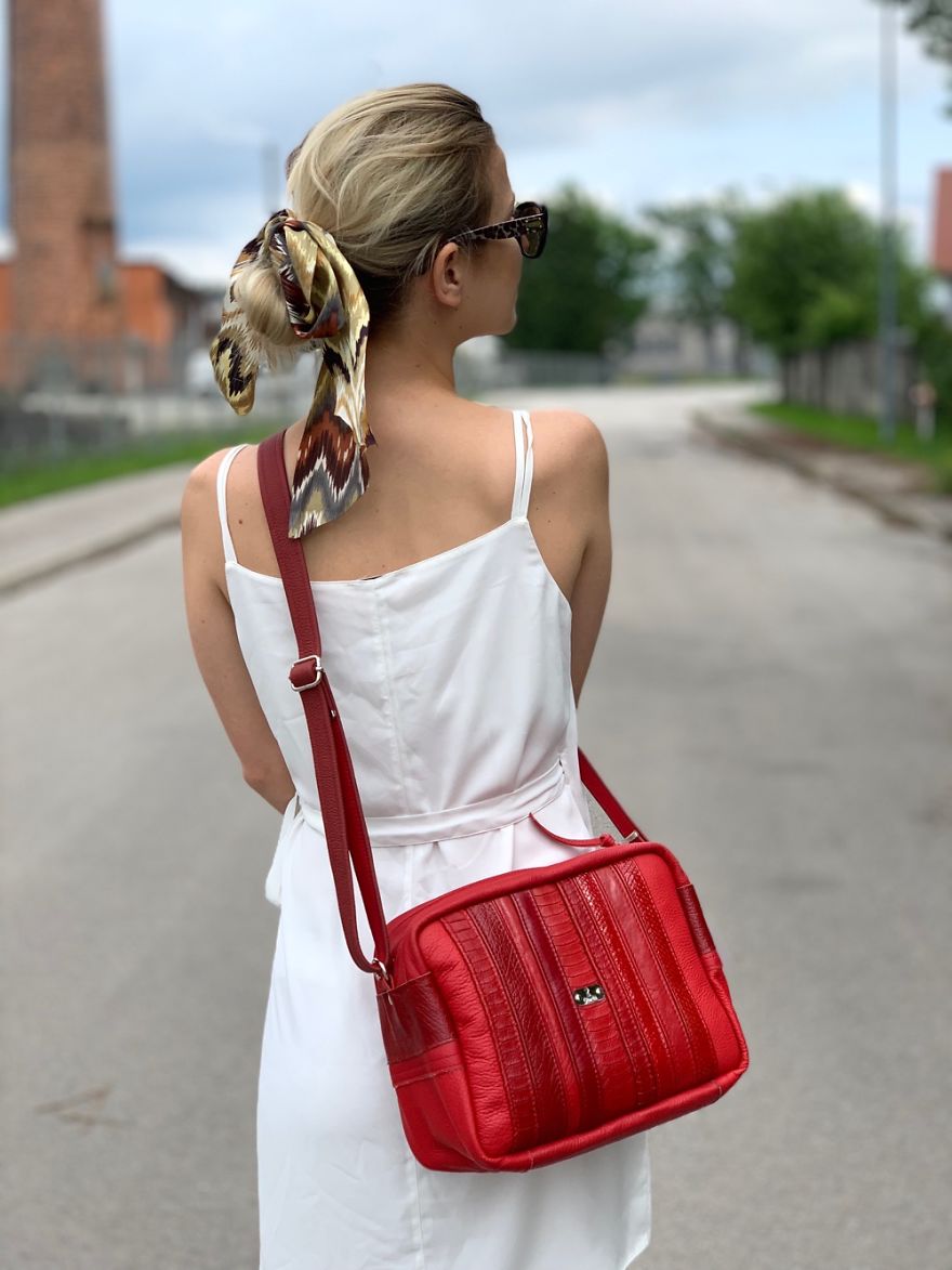Stop For A Minute And Admire This Beautiful Collection Of 32 Unique Handmade Bags