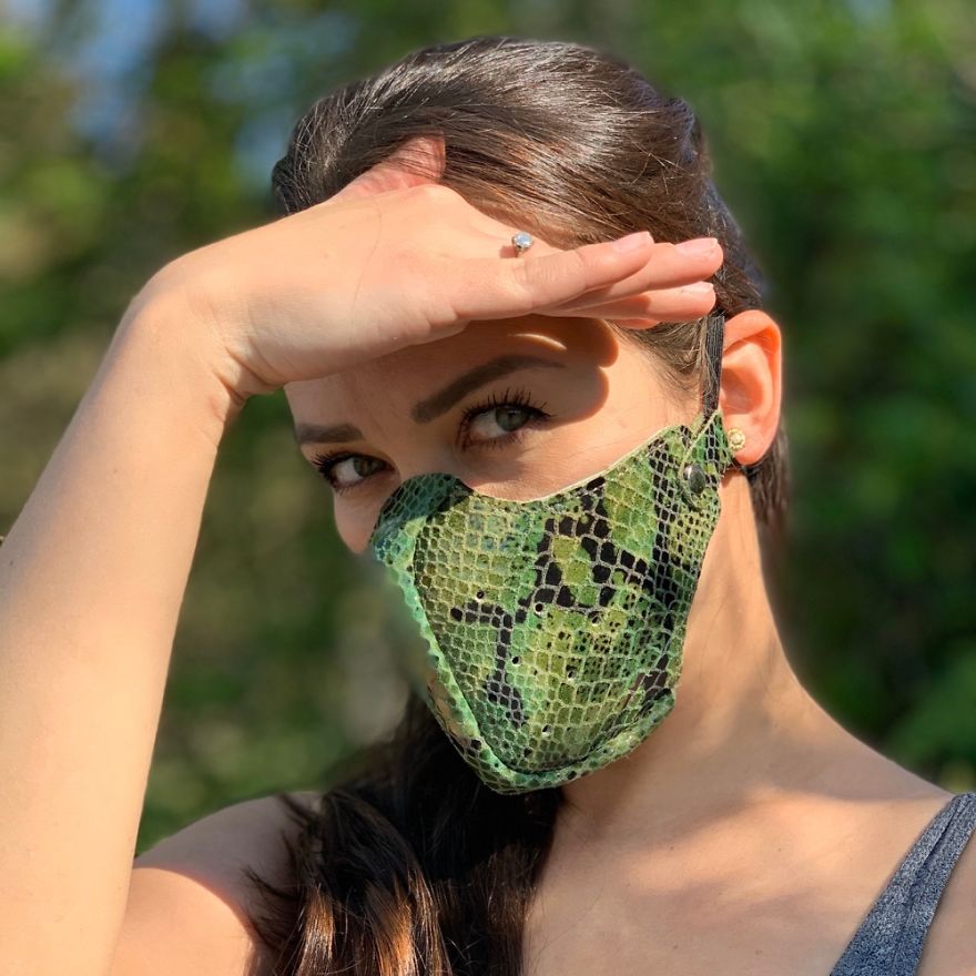 This Face-Mask-Trend Went Viral With A Reason