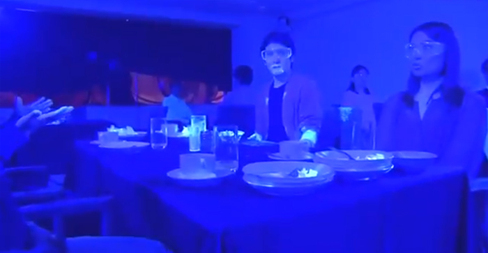 Japanese Black Light Experiment Shows How Quickly A Virus Like Covid-19 Can Spread At A Restaurant