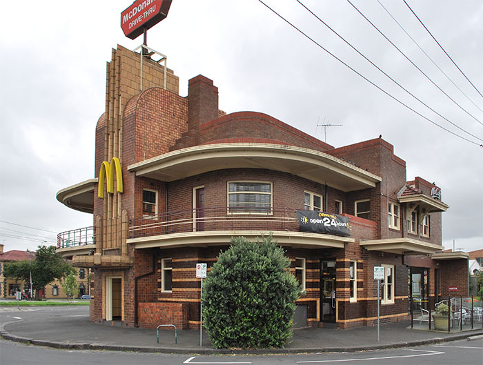 People Are Sharing The Strangest McDonald’s They’ve Ever Seen In Their Lives (30 Pics)