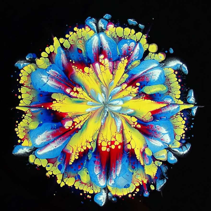 Only Paint And Water! ~ Cup Bottom Reverse Flower Dip ~ Acrylic Pour Painting Only Paint And Water! ~ Cup Bottom Reverse Flower Dip ~ Acrylic Pour Painting