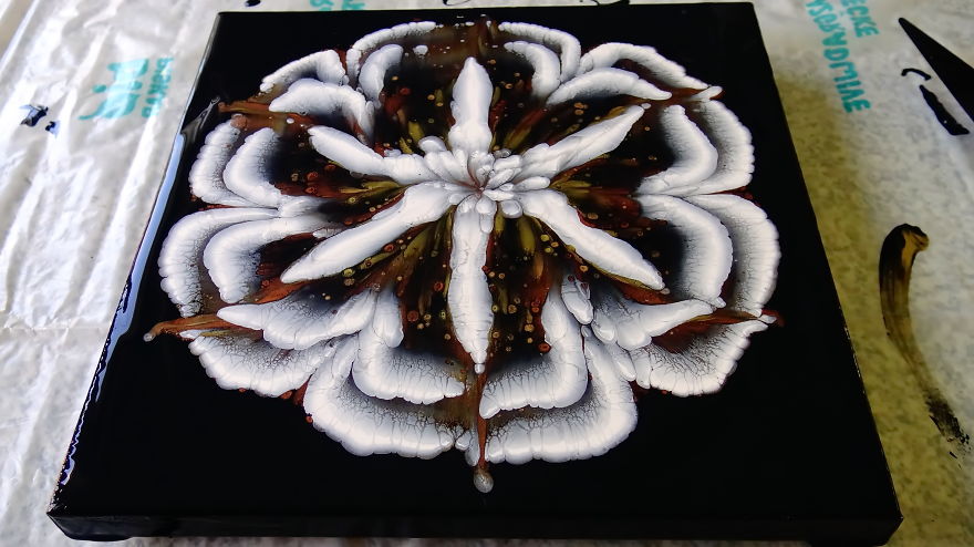 Testing New Metallic Paints ~ Cup Bottom Reverse Flower Dip Testing New Metallic Paints ~ Cup Bottom Reverse Flower Dip