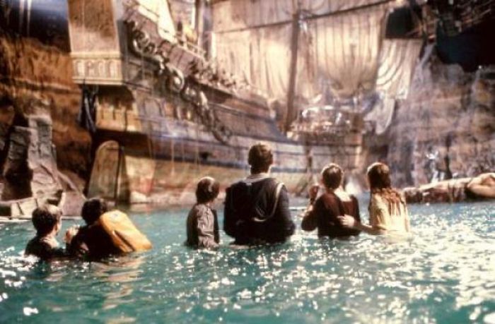 In “The Goonies” (1985) Director Richard Donner Wanted An Authentic Reaction From The Kids When They Saw Willie's Ship For The First Time, So They Didn't Get To See It Until It Was Time To Shoot. The Scene Had To Be Reshot Due To The Cast Swearing As Part Of Their Reaction