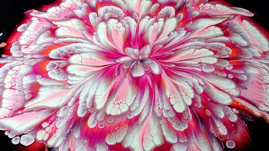 Awesome Acrylic Pour Painting ~ Cup Bottom Reverse Flower Dip Awesome Acrylic Pour Painting ~ Cup Bottom Reverse Flower Dip