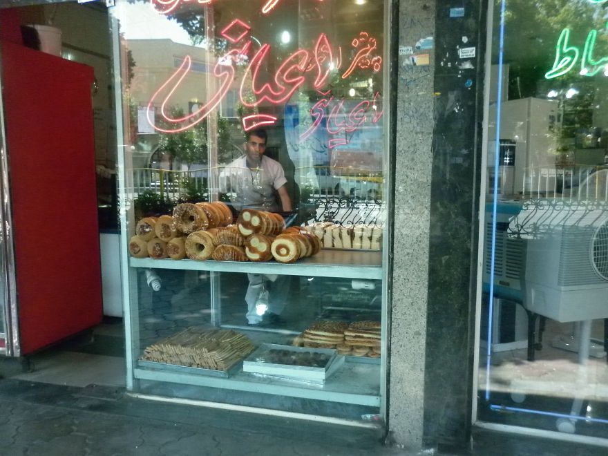 Bakery Selling Bread And Treats In Tabriz