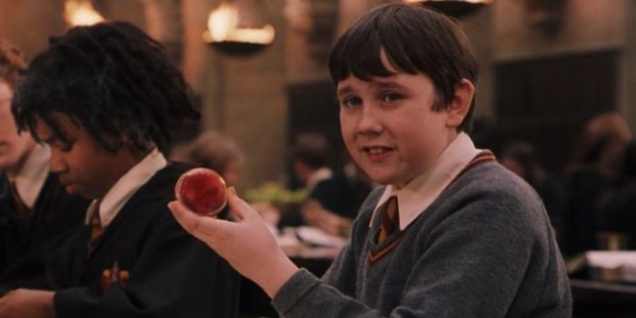 In 'The Sorcerer's Stone' Scene Where Neville Gets A Remembrall, He Can't Remember What He's Forgotten — But It's Probably His Robe, As He's The Only One Not Wearing One