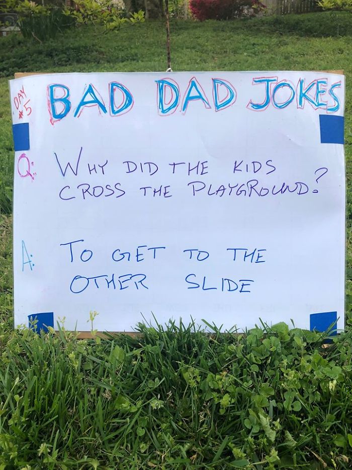 Man-Posts-Toms-Bad-Dad-Jokes-On-His-Lawn