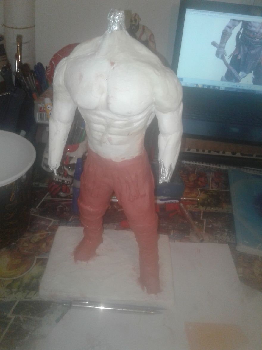 I Sculpted Kratos From 'God Of War' Using Clay