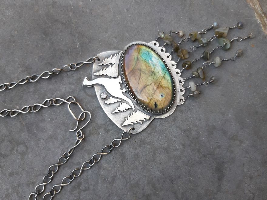 Jeweler Makes Dinosaur Collection