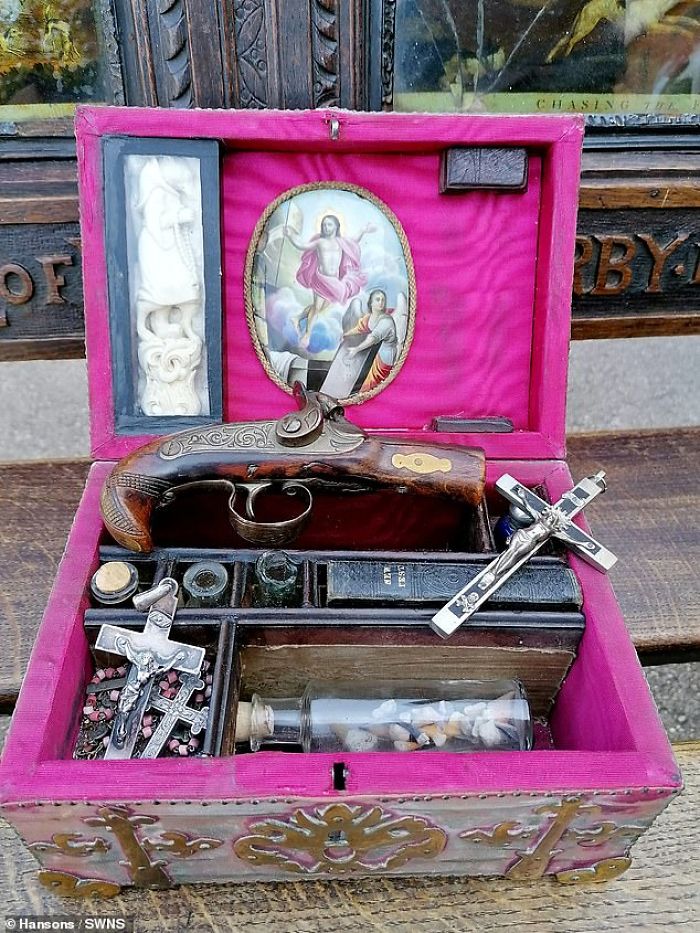 A Vampire-Slaying Kit Worth About 3000 Dollars Is Going On Auction In The UK