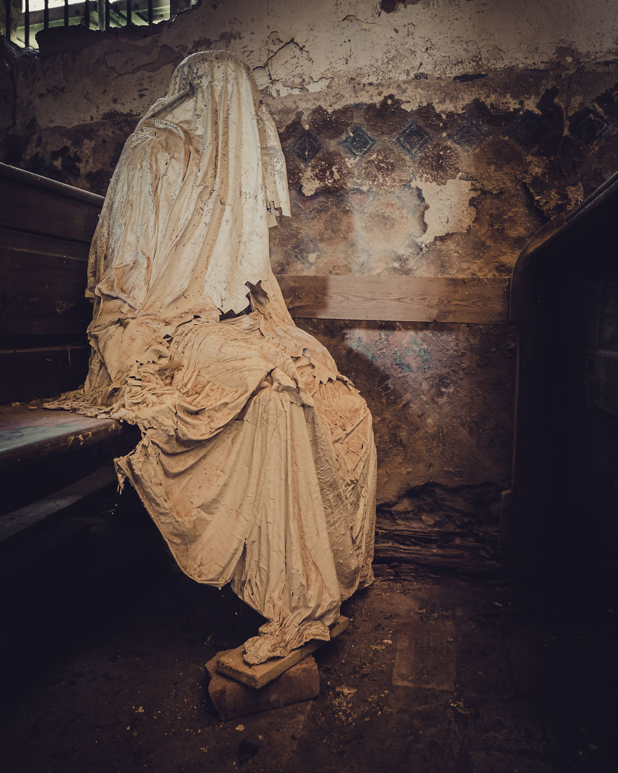 My Photos From A Haunted Ghost Church In Czech Republic (12 Pics)