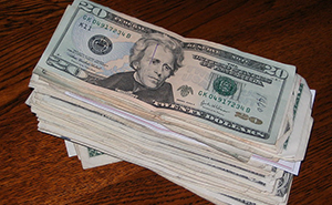 Someone Asks 'What’s Classy If You’re Rich But Trashy If You’re Poor' And These 30 People’s Replies Are Illuminating