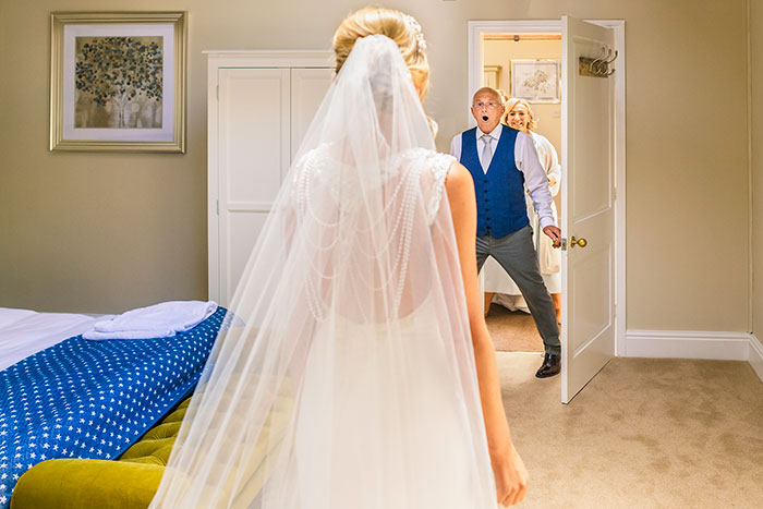 26 Of My Favorite Photos That Depict Unstaged Father-Daughter Moments At Weddings