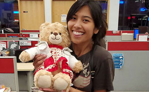 Priceless Stolen Teddy With This Woman’s Late Mother’s Voice Recording Is Returned After Ryan Reynolds' Ransom Offer