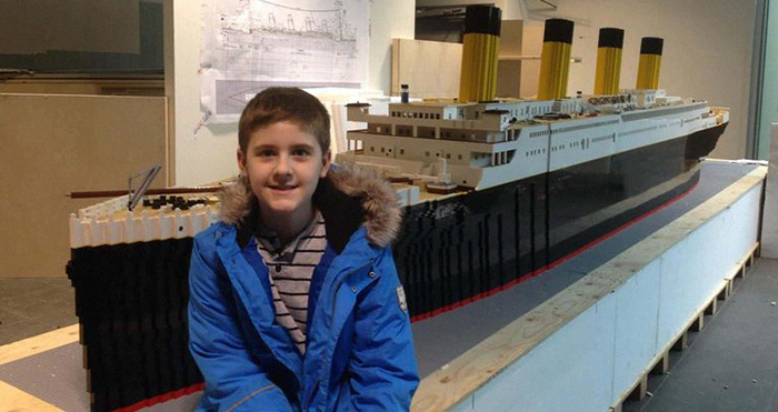 Boy With Autism Builds The World’s Largest Titanic Replica From 56k Lego Bricks