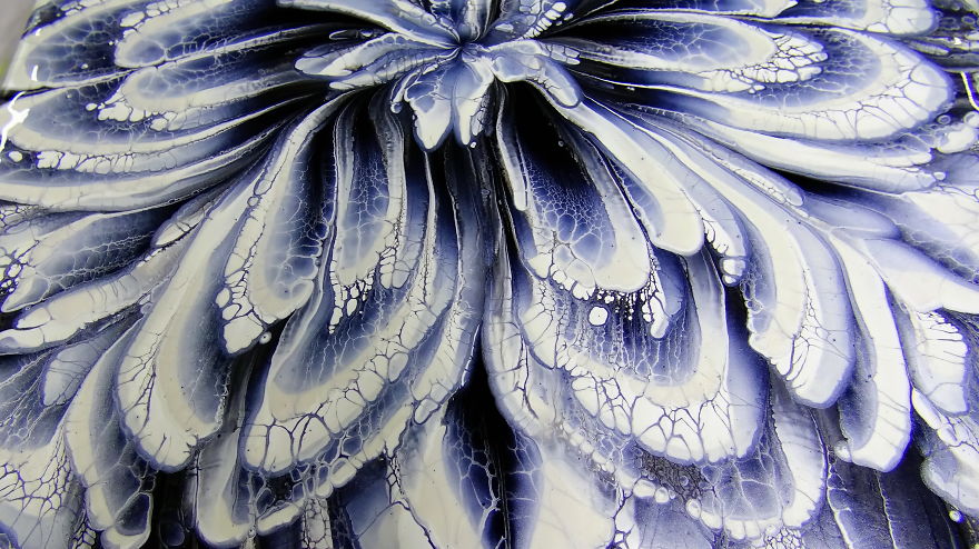 Black & White & Pearl ~ Spin Art ~ Cup Bottom Reverse Flower Dip ~ Acrylic Pour Painting Black & White & Pearl ~ Spin Art ~ Cup Bottom Reverse Flower Dip ~ Acrylic Pour Painting