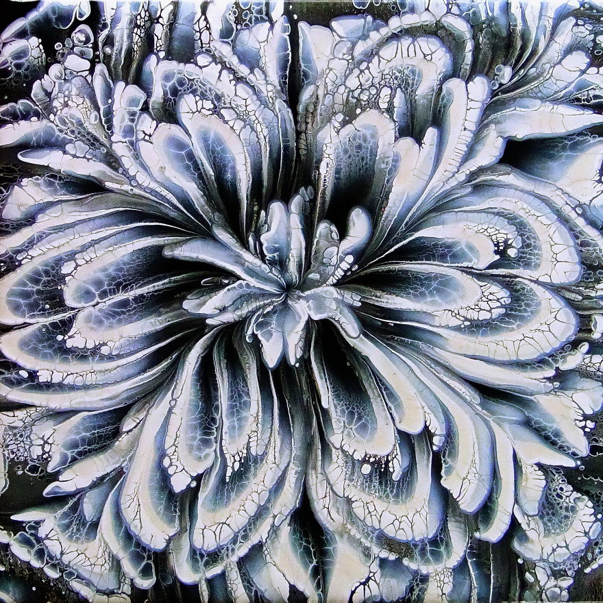 Black & White & Pearl ~ Spin Art ~ Cup Bottom Reverse Flower Dip ~ Acrylic Pour Painting Black & White & Pearl ~ Spin Art ~ Cup Bottom Reverse Flower Dip ~ Acrylic Pour Painting