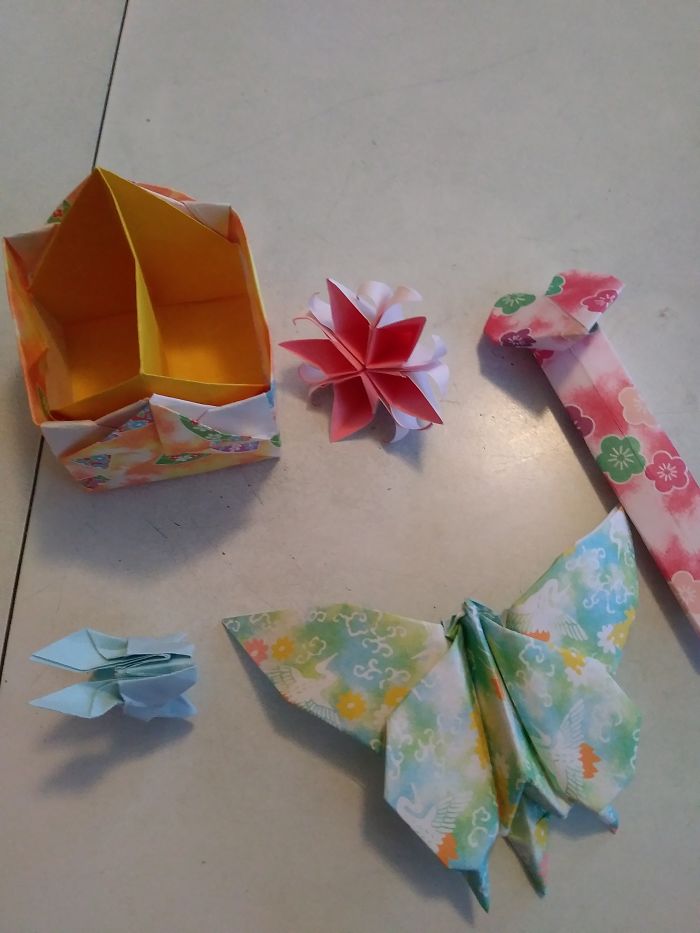Origami Of All Different Shapes And Sizes And Use