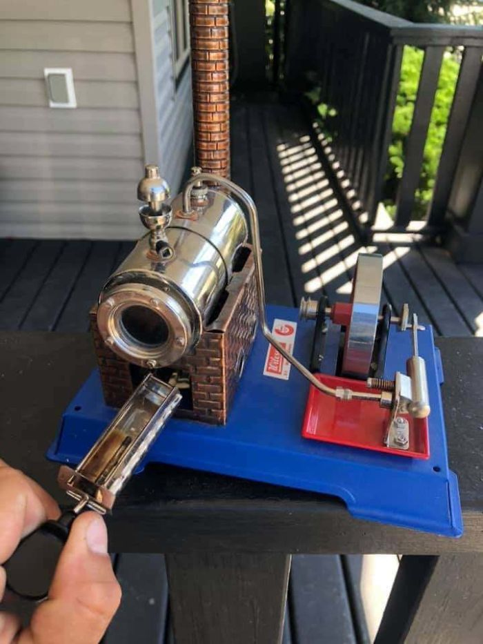 Found While Helping A Friend Clean Out A House. What Is This Thing?