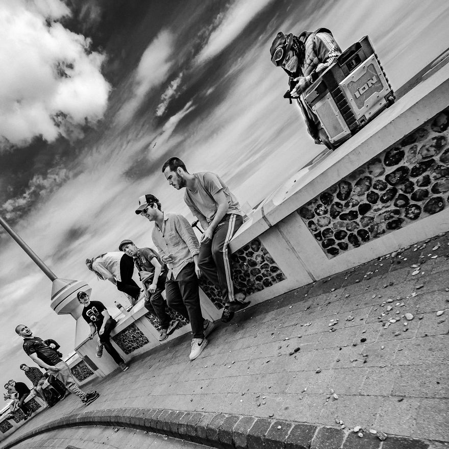 Dynamic Street Photography