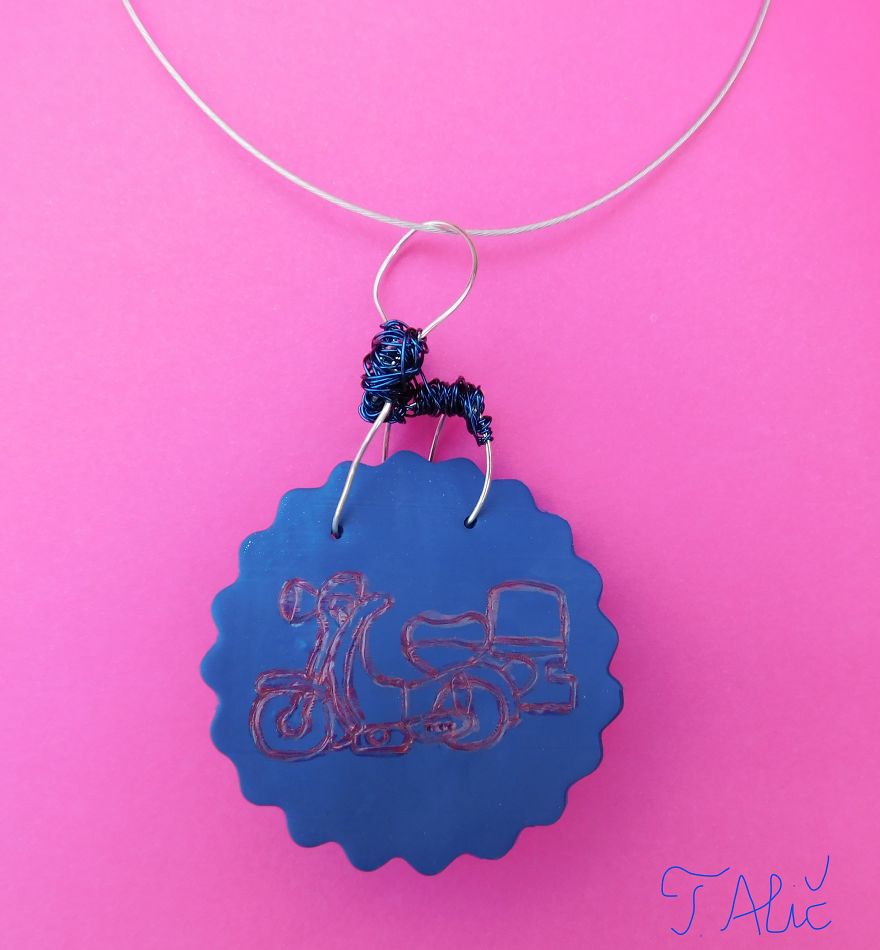 Handmade Necklace: Moped