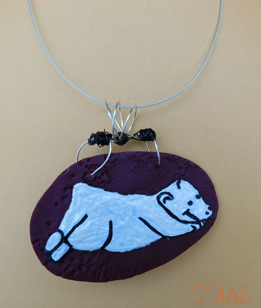 Handmade Necklace: Polar Bear