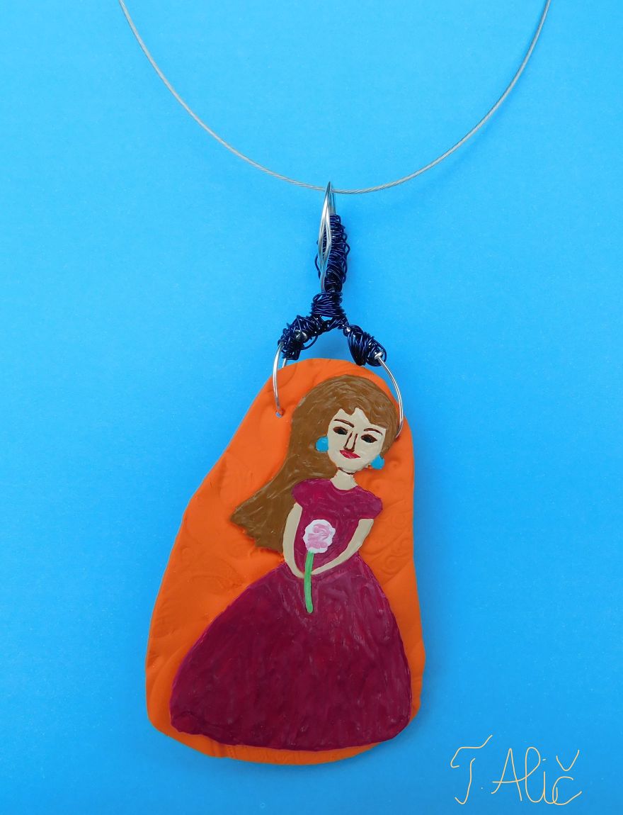 Handmade Necklace: Lady With Flower
