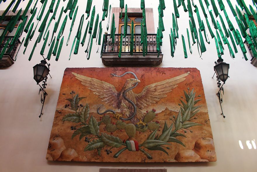 These Photos Prove That Mexicans Really Love Murals