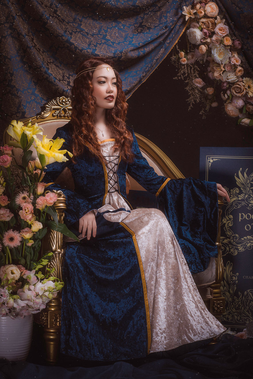 No Other Author Promotes Their Books Like This! As A Photographer, I’m Speechless. No Other Author Promotes Their Books Like This! As A Photographer, I’m Speechless.