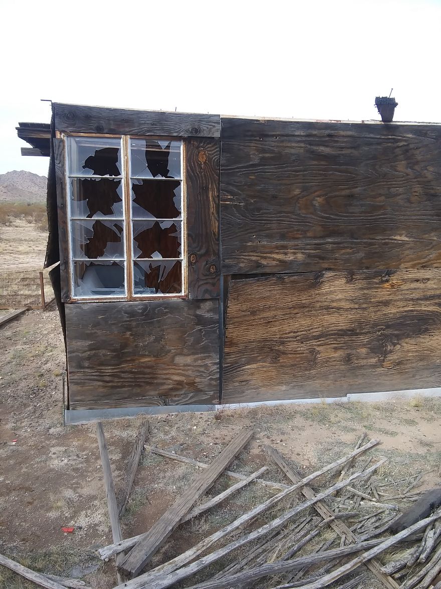 These Six Abandoned Houses Show The Harshness Of Desert Life