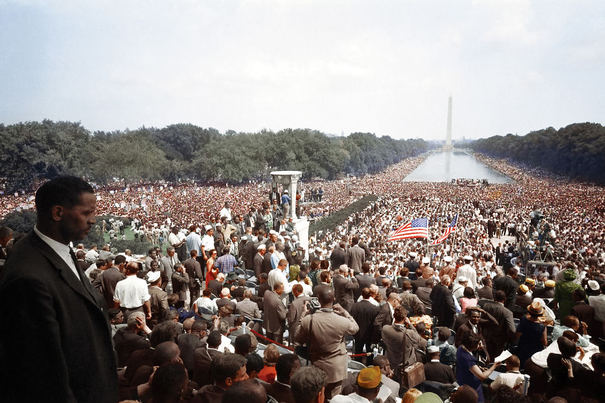 The View Of The Huge Crowd From The Lincoln Memorial To The Washington Monument During The March On Washington
