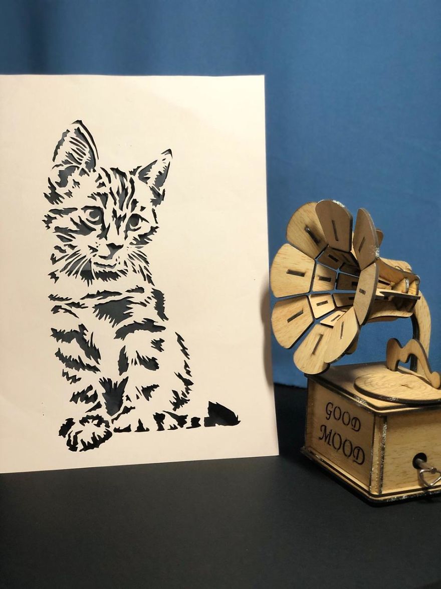 Paper Cut Cat/ Cat / Gift / Wall Decor