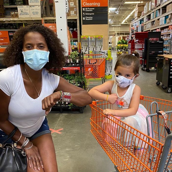 4 Y.O. Girl Yells ‘Black Lives Matter' In Support Of This Woman In Home Depot And Now They're Best Friends